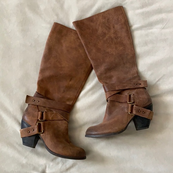 fergie suede boots